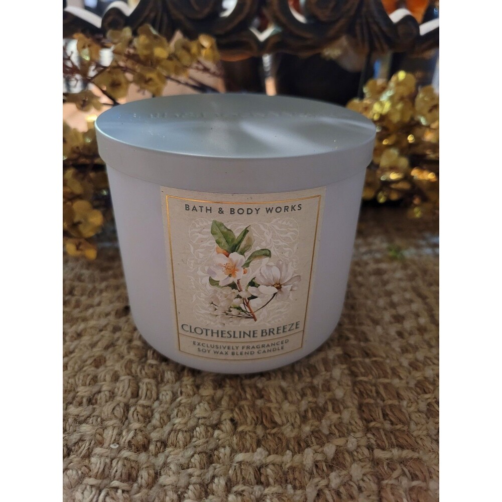 Clothesline Breeze - Bath and Body Works 3-wick Candle